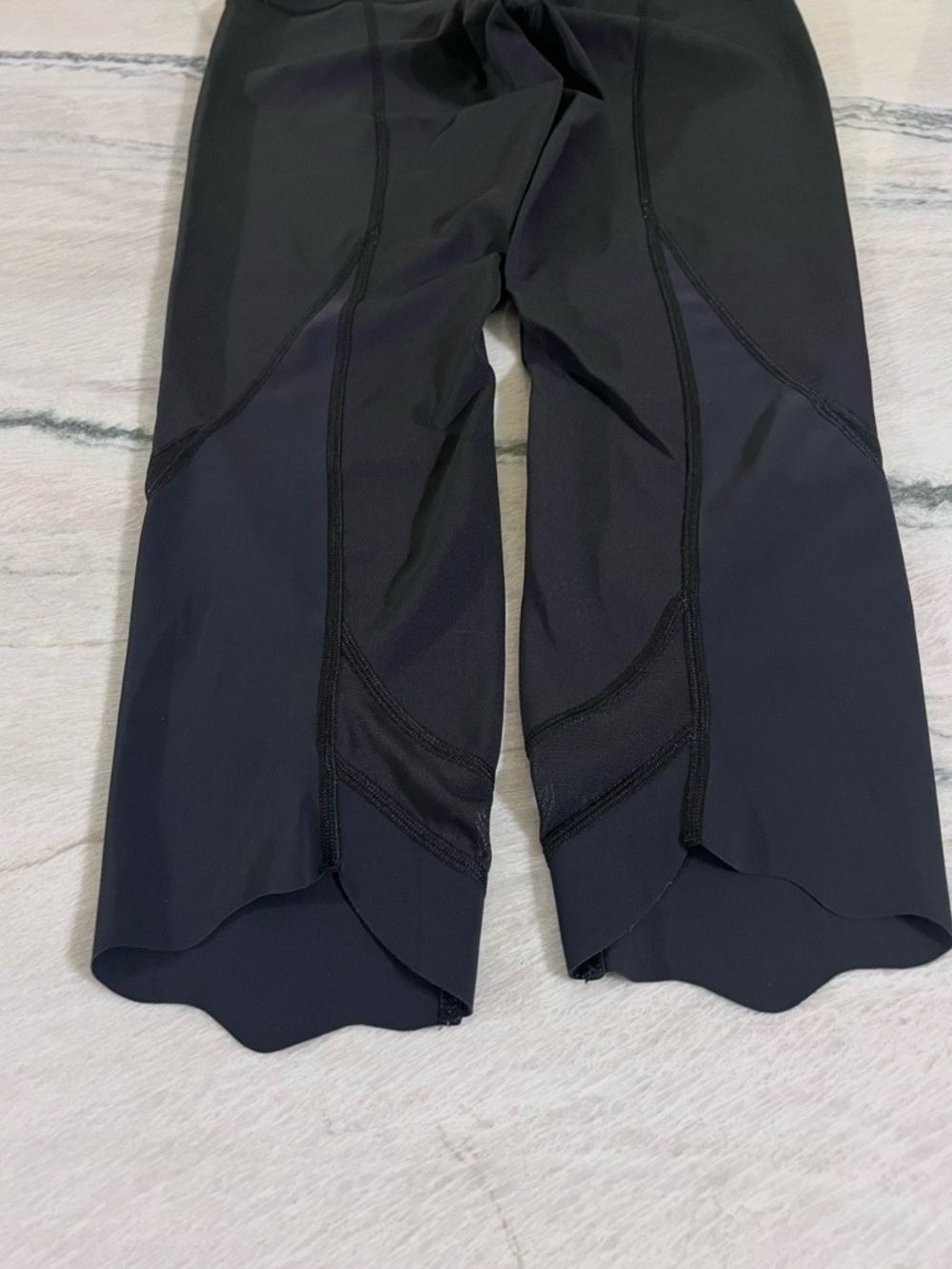 Lululemon Wunder Under Crop II - Picture 7 of 12